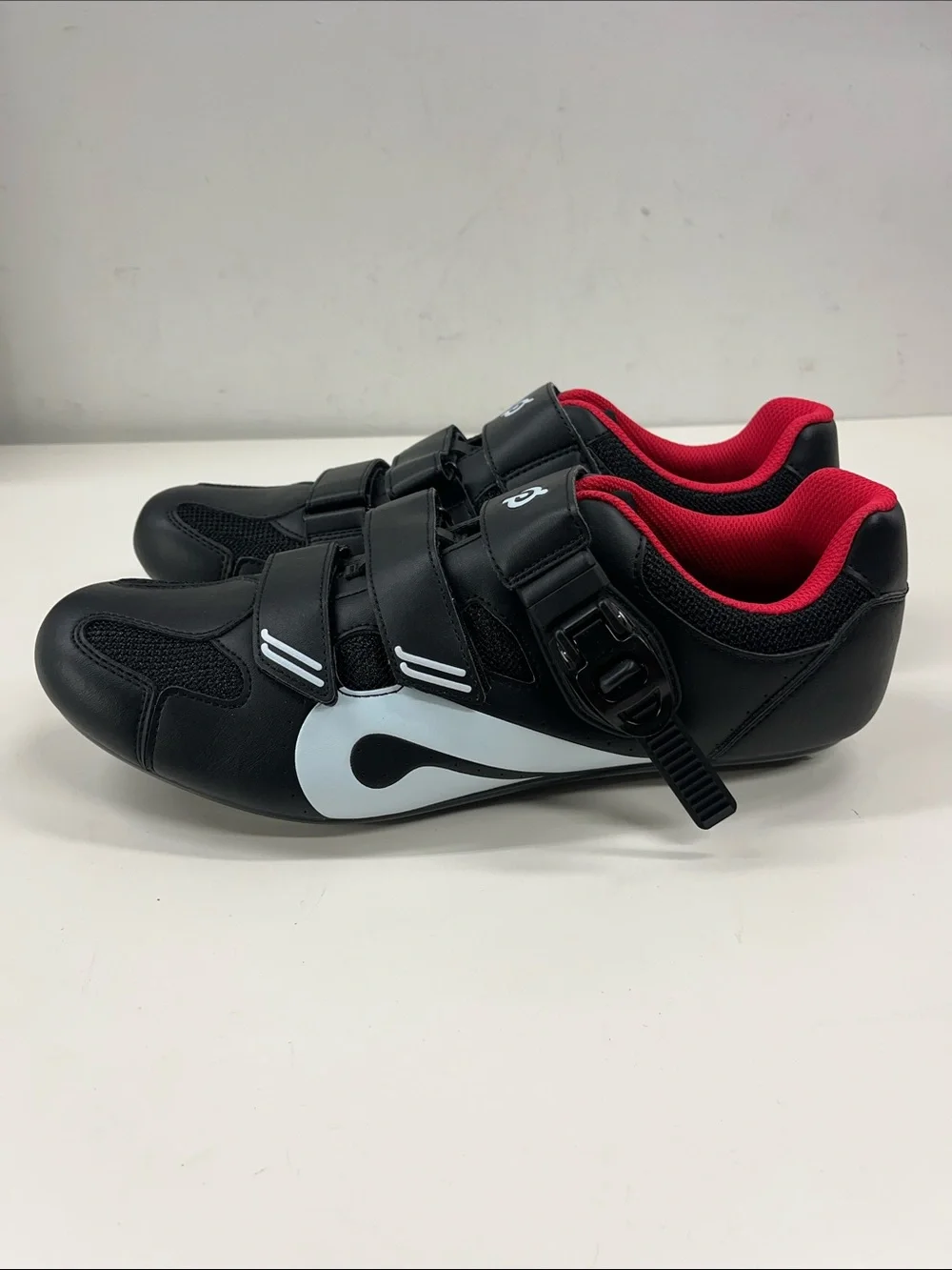 New Peleton Cycling Shoes in Black Size 45 (No Hardware included)